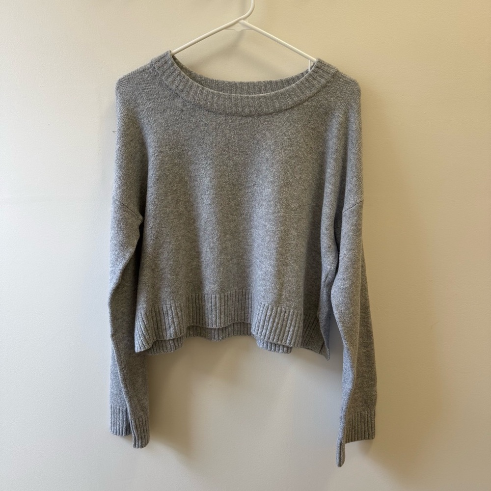 Abound Light Gray Women's Crew Neck Sweater
